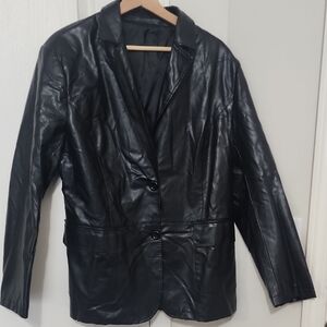 Elegant Black Leather Blazer for Women
